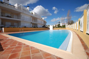 Terra Estreita 2BDR w Pool & Balcony